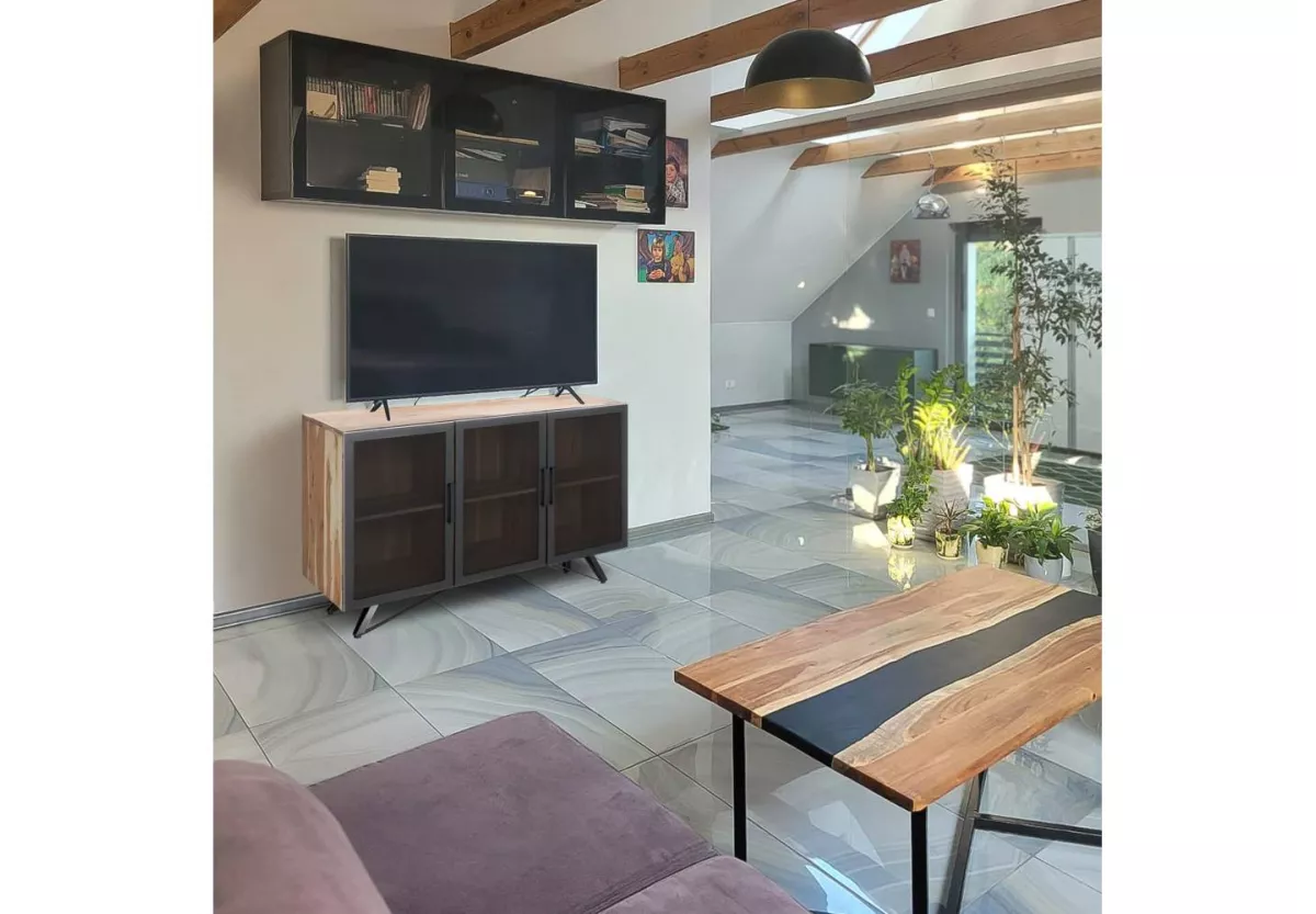 Komoda LOFT 150 cm Asmita z litego drewna egzotycznego - akacja indyjska - obrazek 4