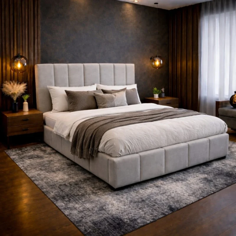 Nowoczesne łóżko tapicerowane Abi 3 w kolorze beżowym z wysokim wezgłowiem w pionowe pasy i pojemnikiem.